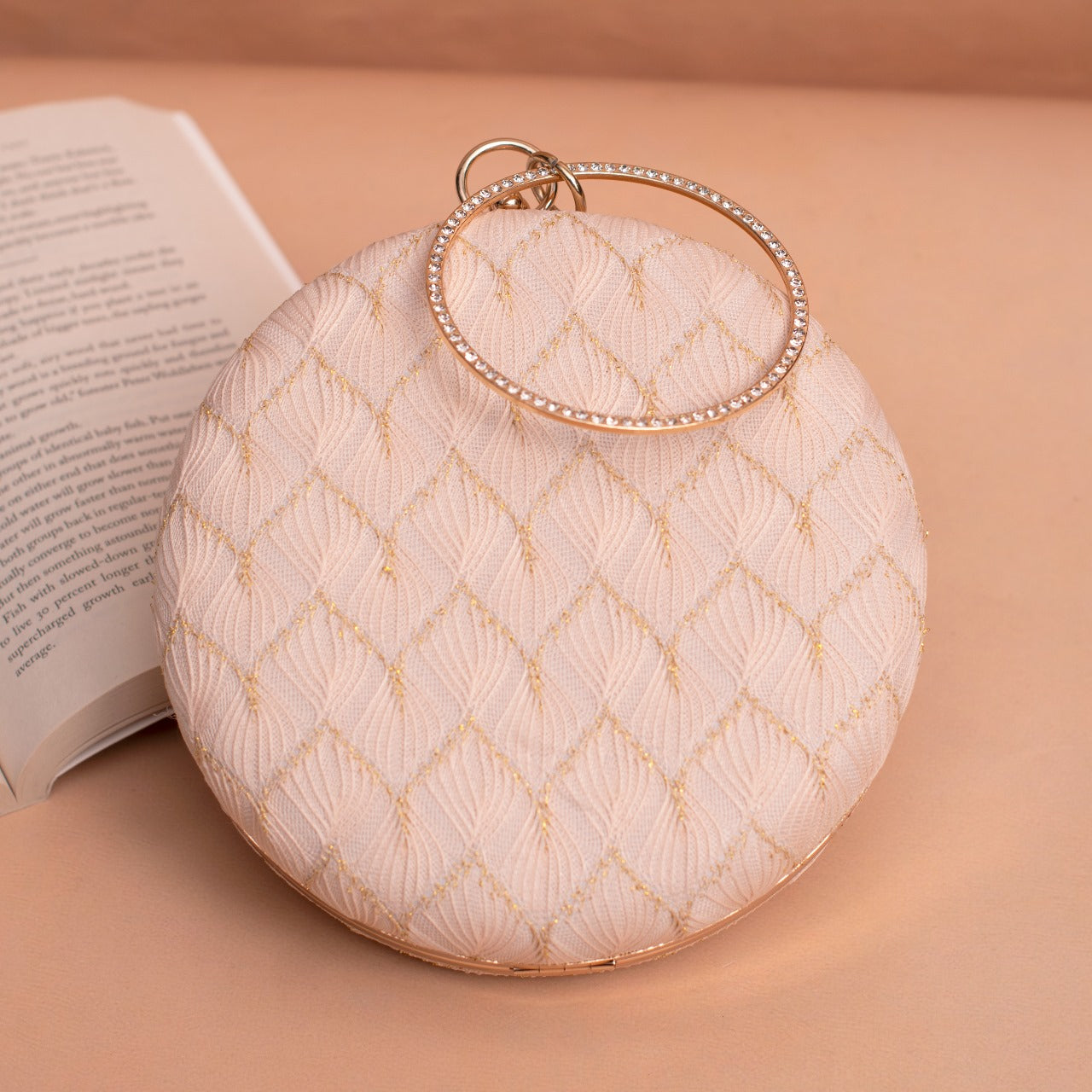 Round Ethnic Clutches