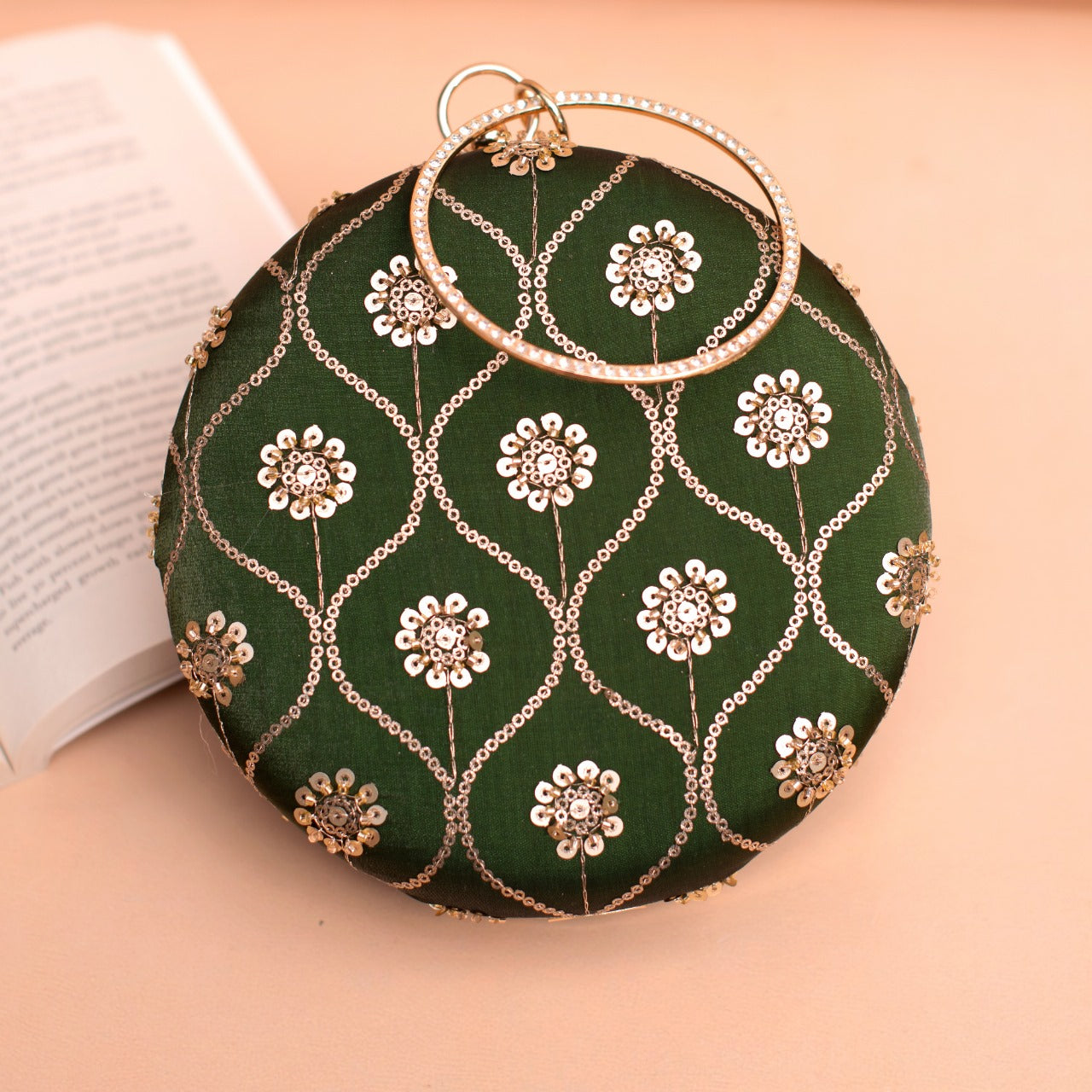 Round Ethnic Clutches