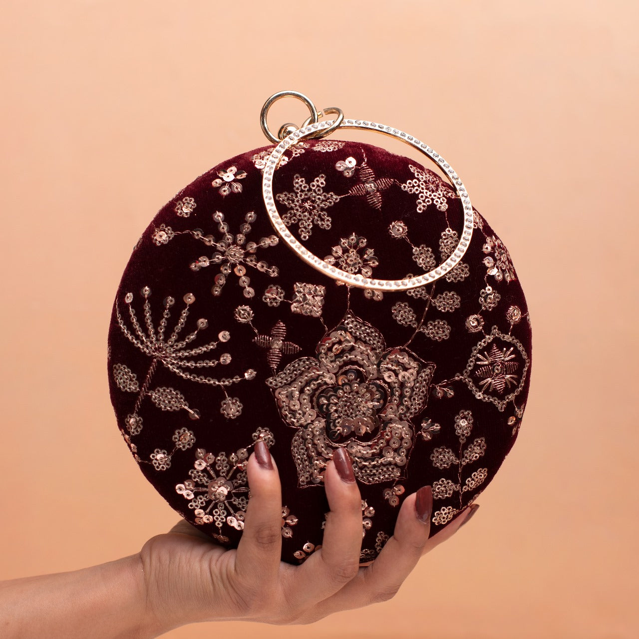 Round Ethnic Clutches