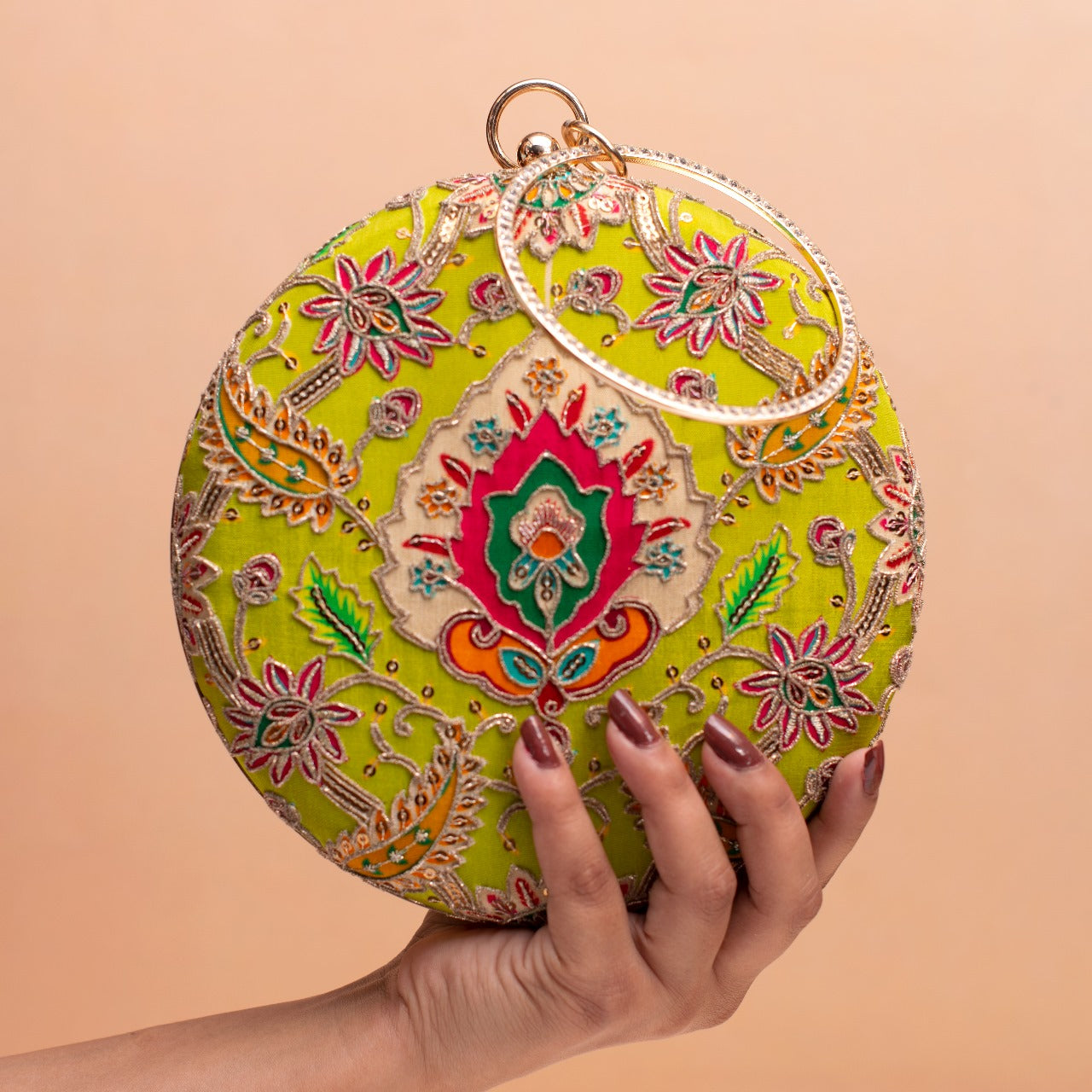 Round Ethnic Clutches