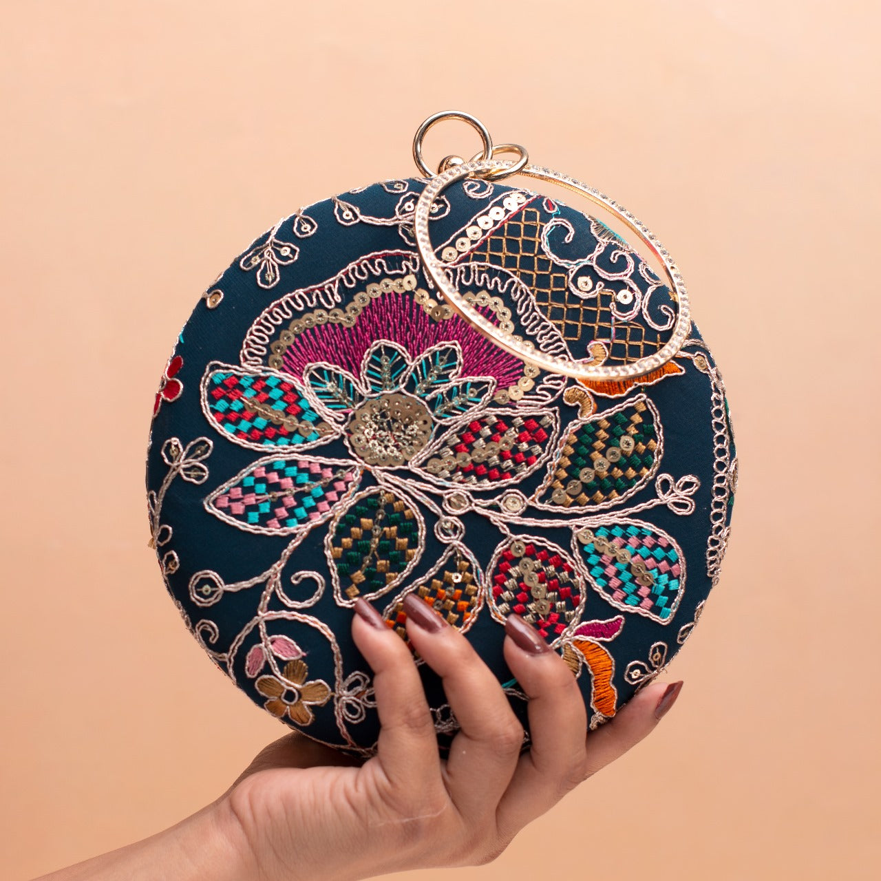 Round Ethnic Clutches