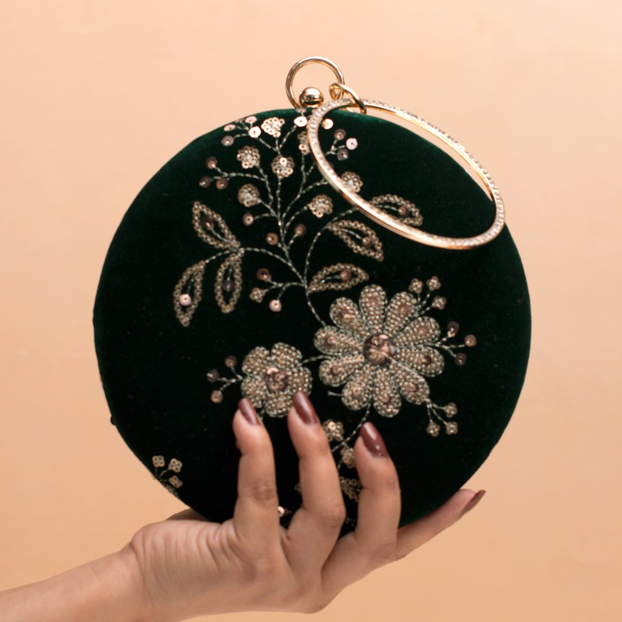 Round Ethnic Clutches