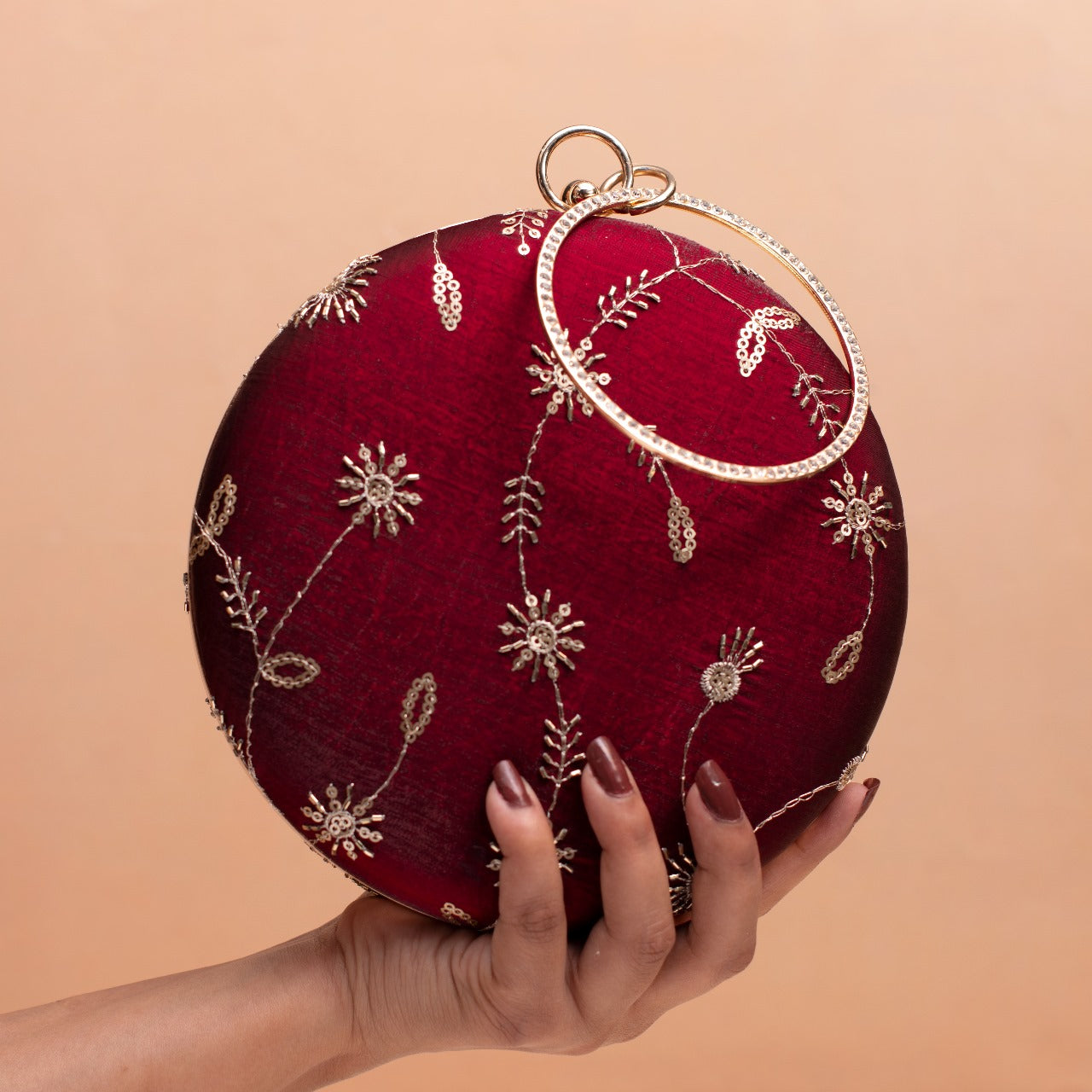 Round Ethnic Clutches