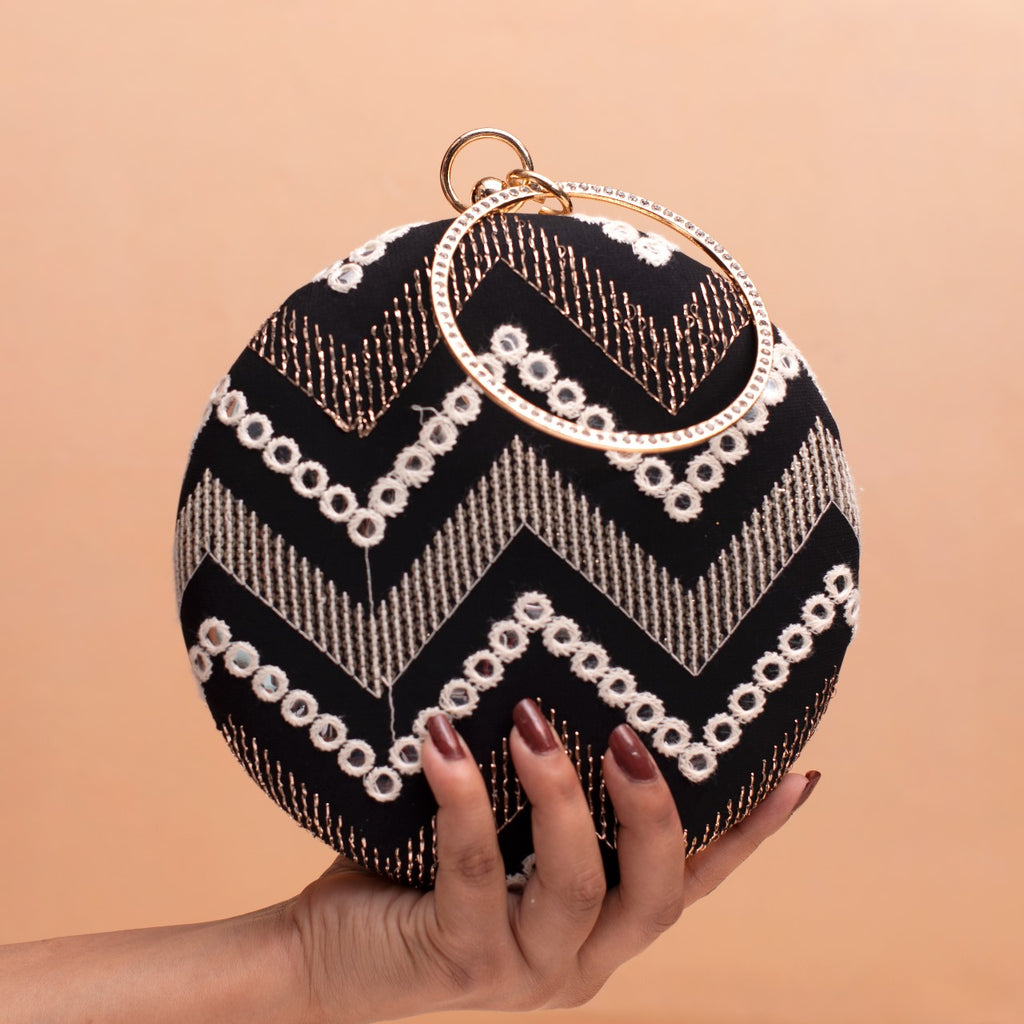 Round Ethnic Clutches