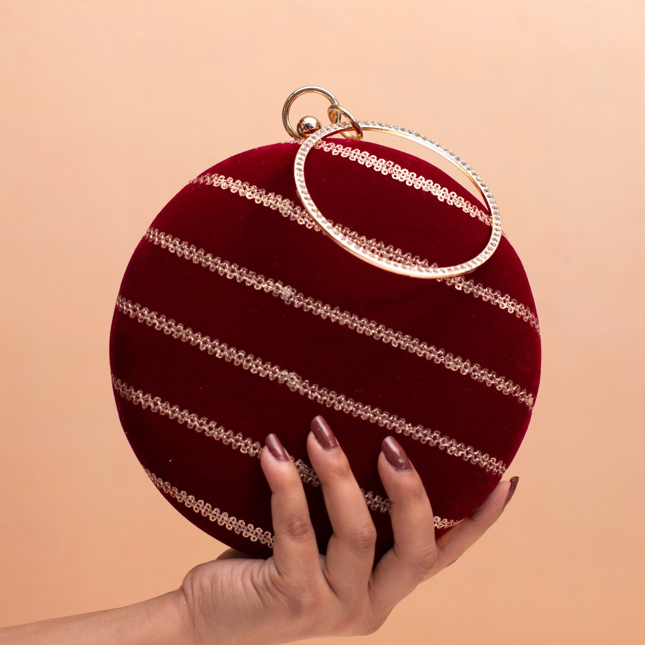Round Ethnic Clutches