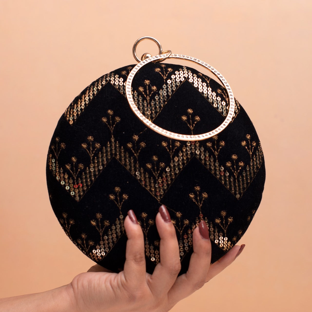 Round Ethnic Clutches