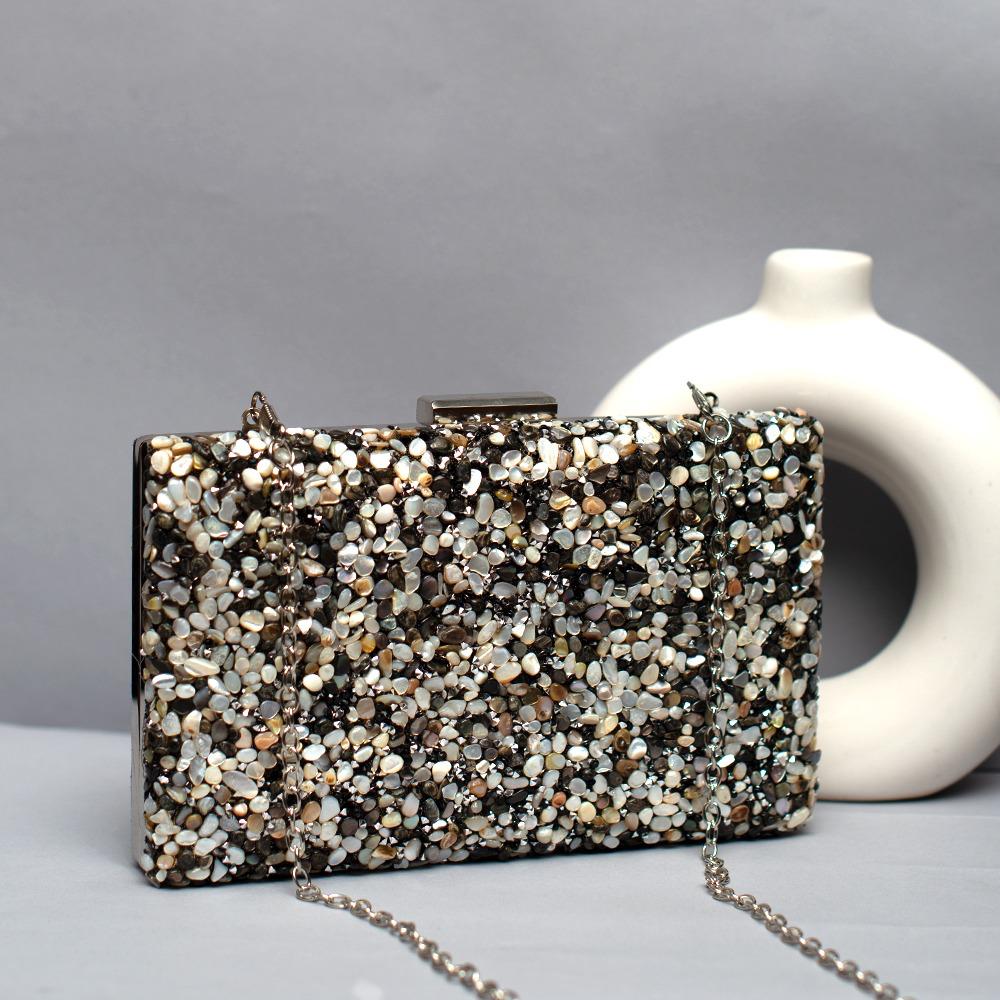Gravel Stoned Metallic Clutch